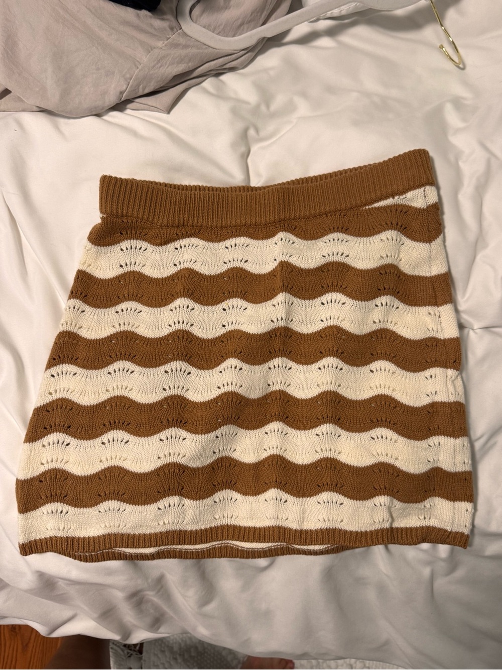 Rhythm swim Women’s Brown and Cream Knit Wave-Stripe Skirt- NEVER WORN